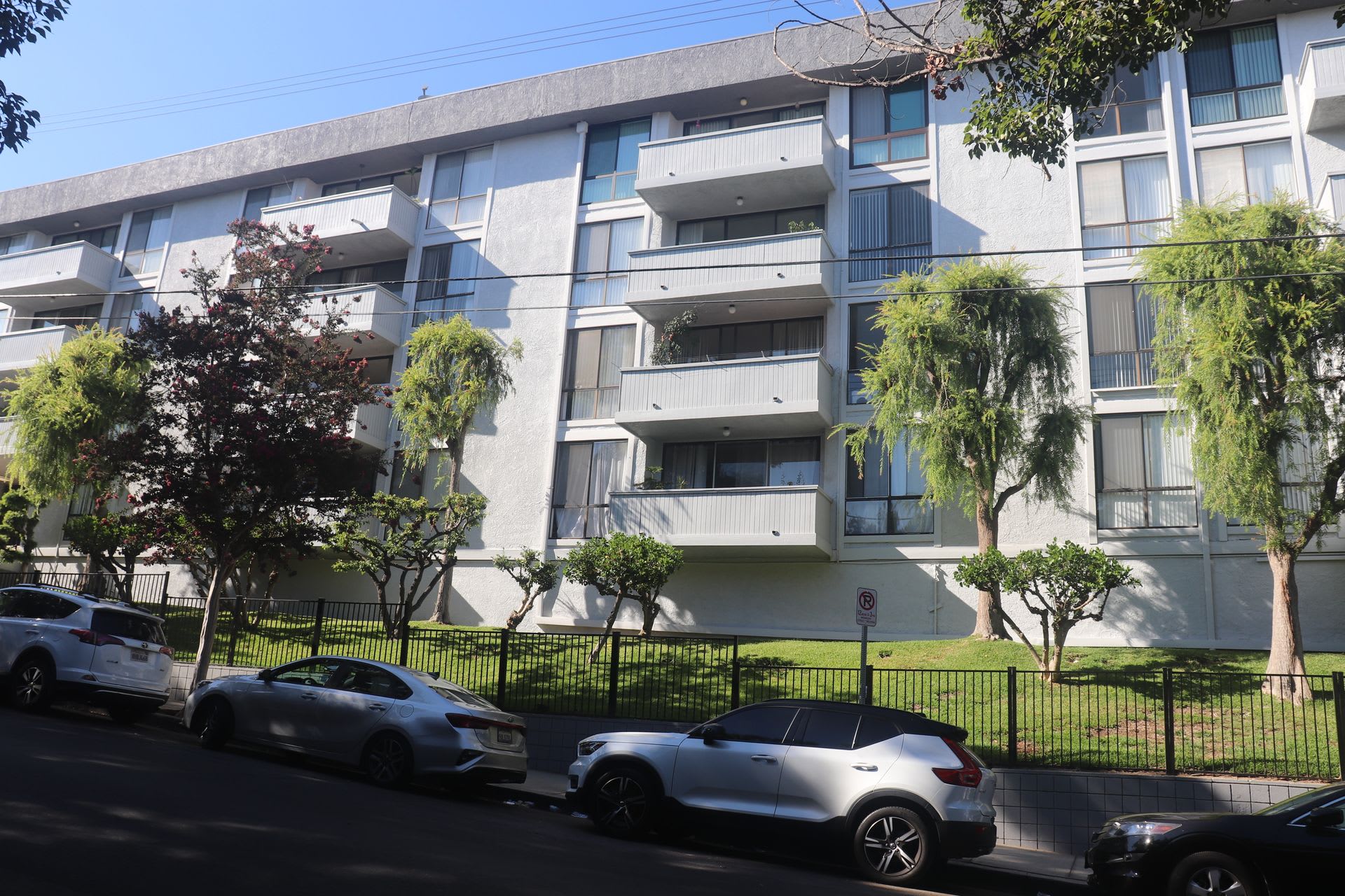 Hillside Terrace – photo 3
