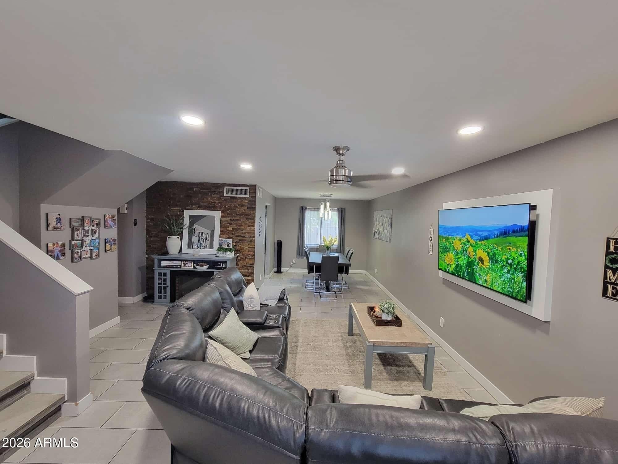 2530 N 87th Avenue – photo 2