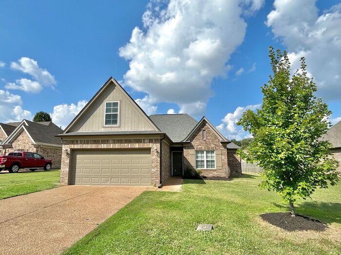 8136 Maywood Drive – photo 2