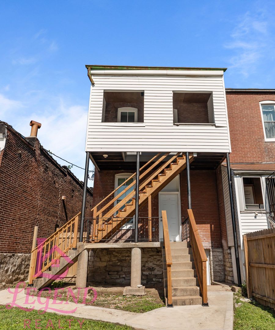Completely Renovated 4Br Brick Home With 3 Full Baths Off Street Parking – photo 4