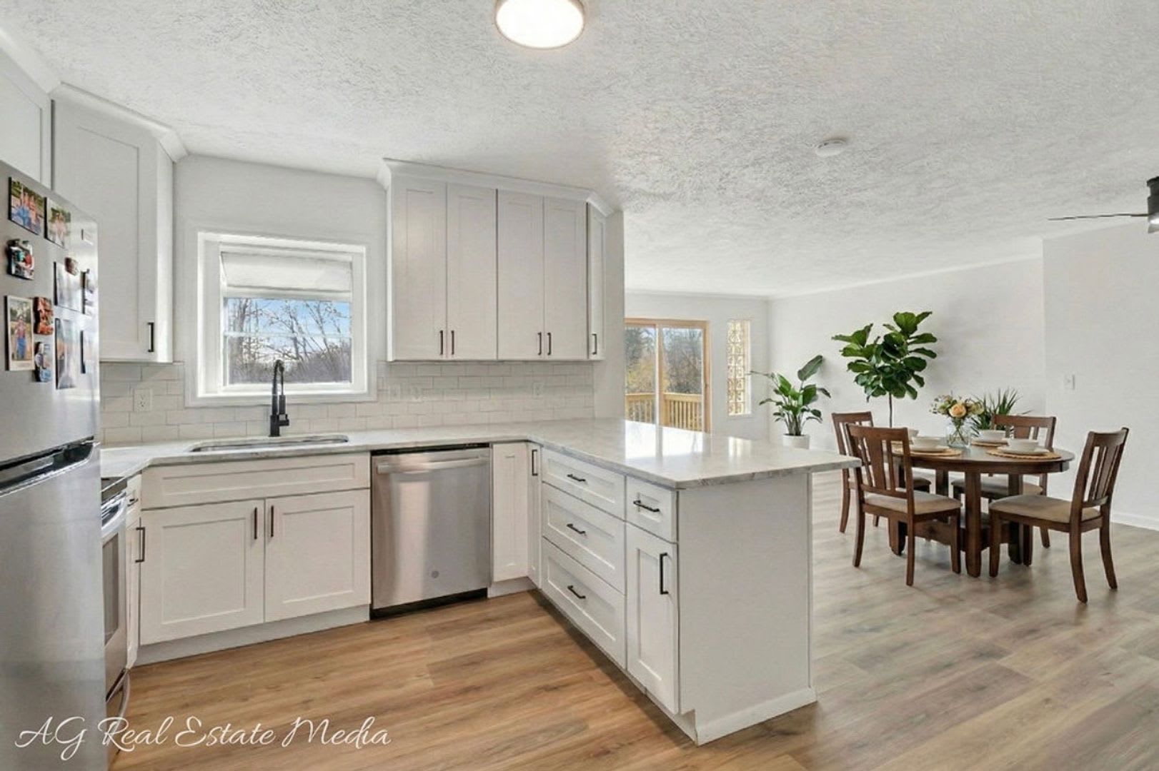 COMING SOON! RENOVATED 3 OR 4 BDRM – photo 5