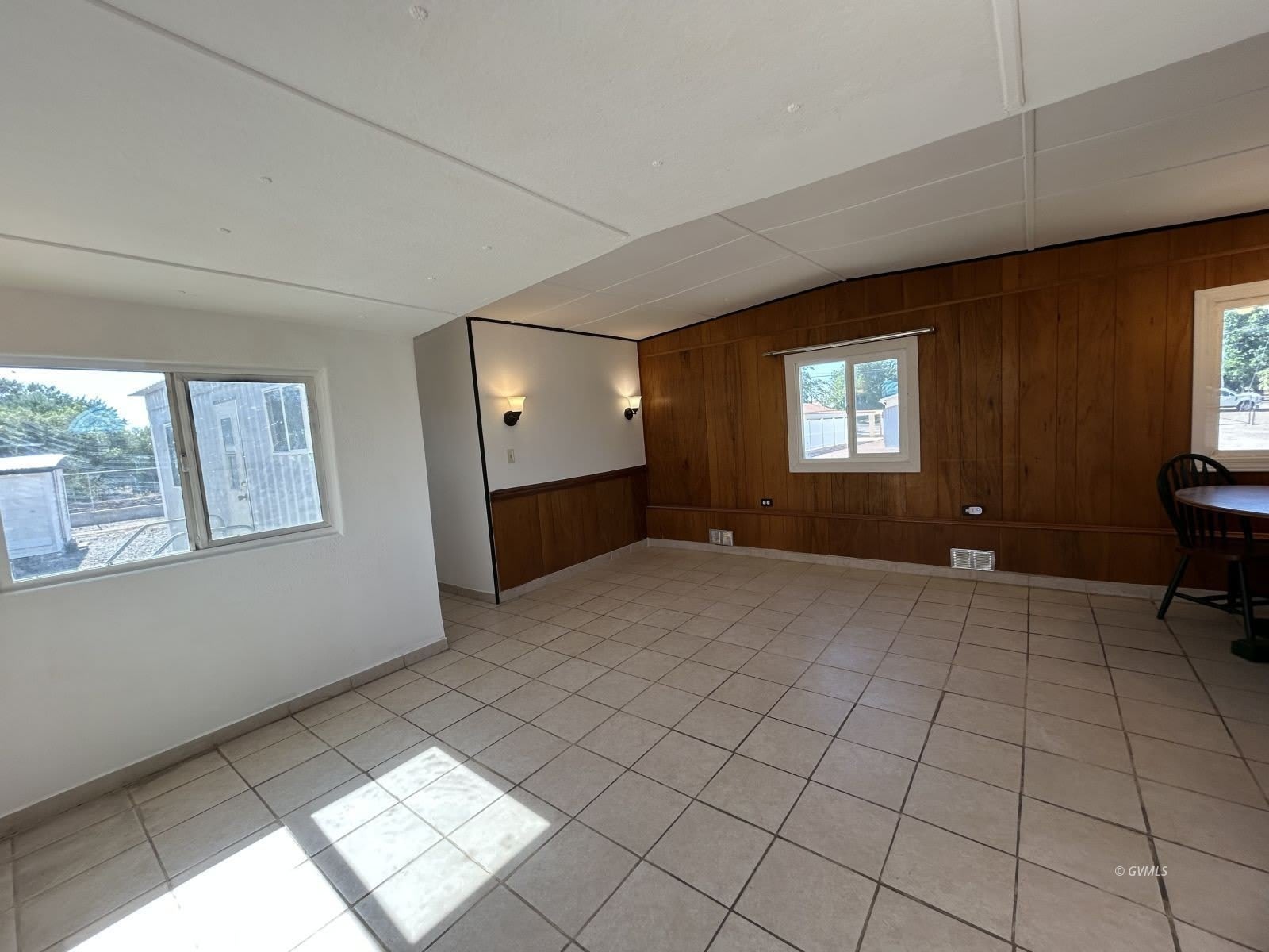 2060 S Nelson – photo 2