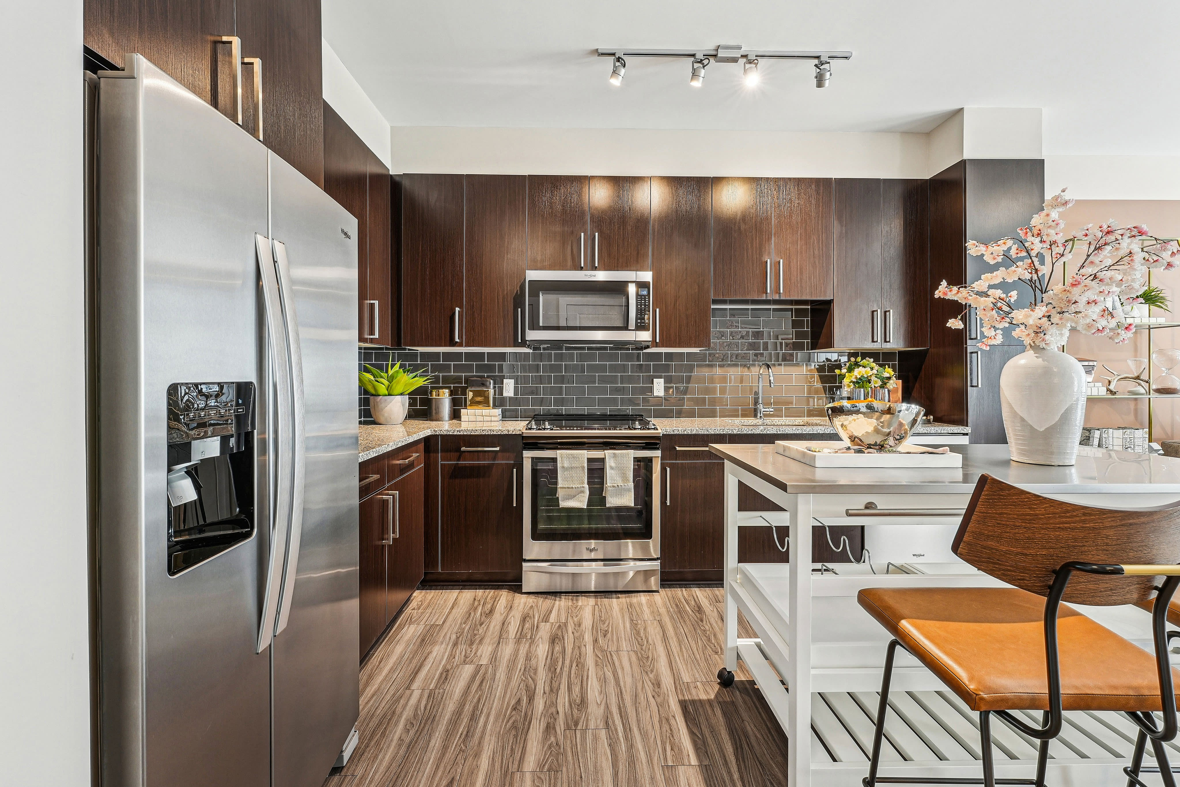 Blvd Gramercy East – photo 2