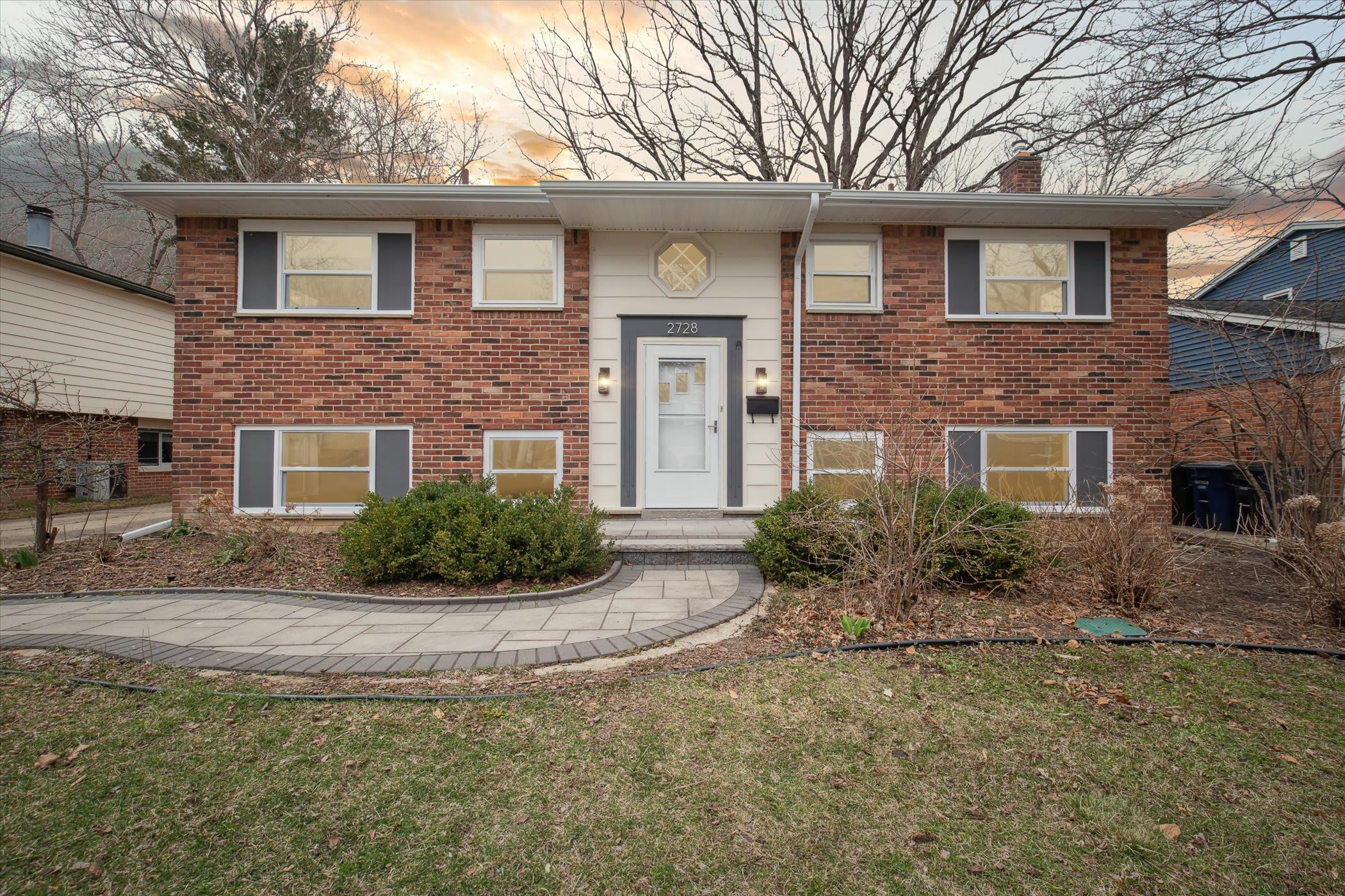 2728 Yost Blvd – photo 1
