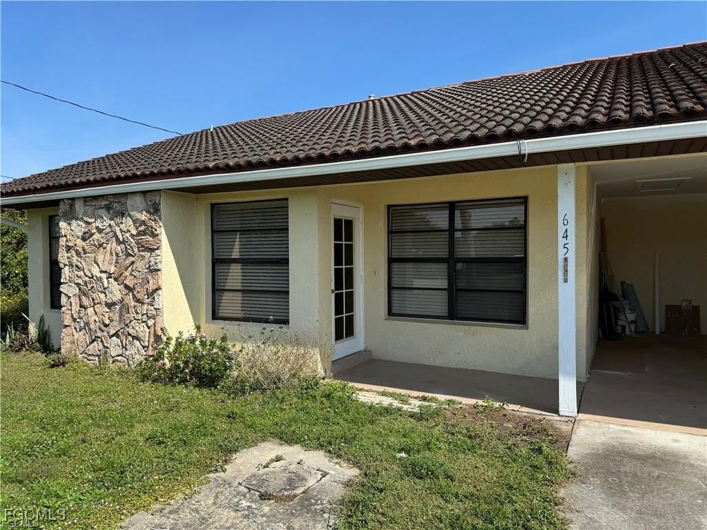 645 Homestead Road S – photo 1