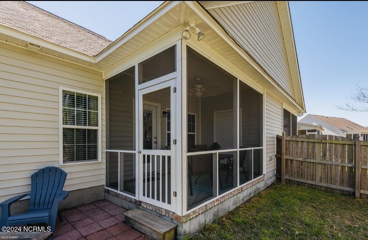 1860 Cambria Drive – photo 5