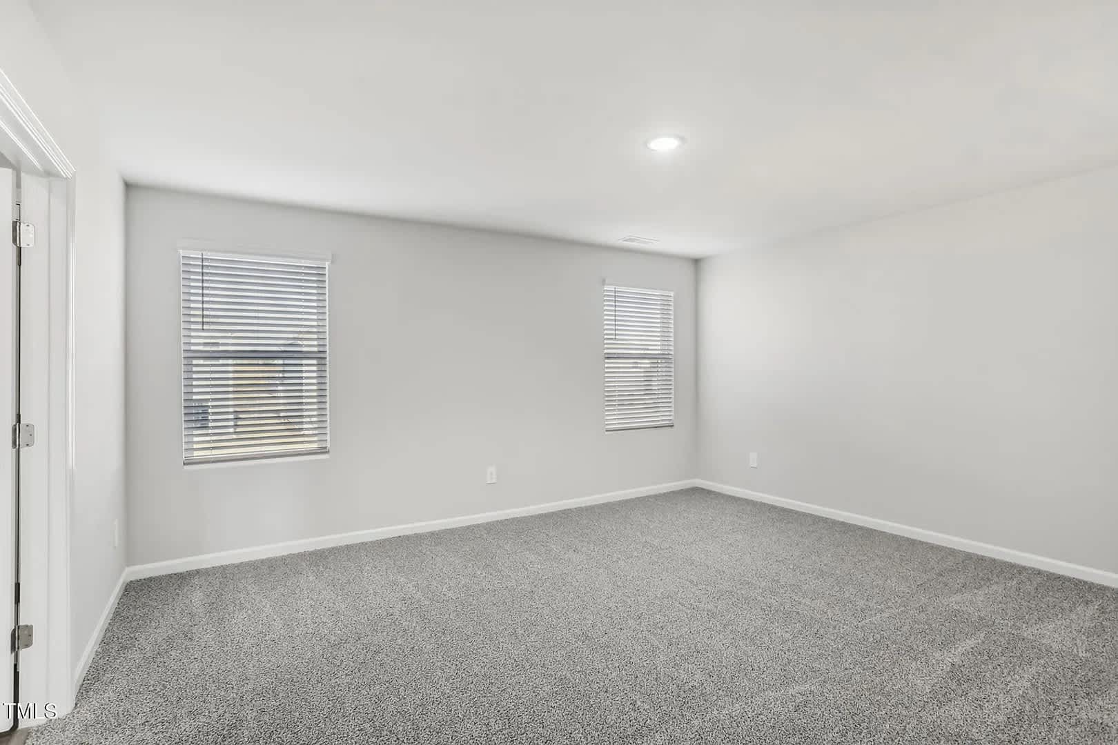 One Year Old 5B3B 2937Sqft Sfh For Rent – photo 1
