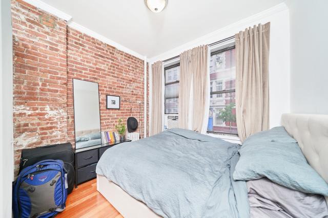 118 East 4th Street – photo 4
