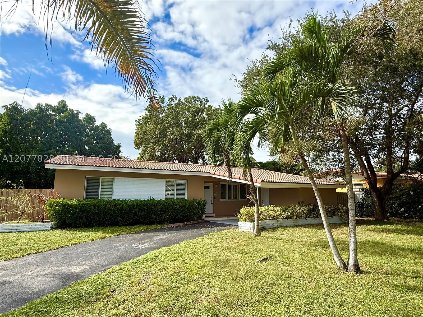 1340 Miami Springs Ave – photo 2