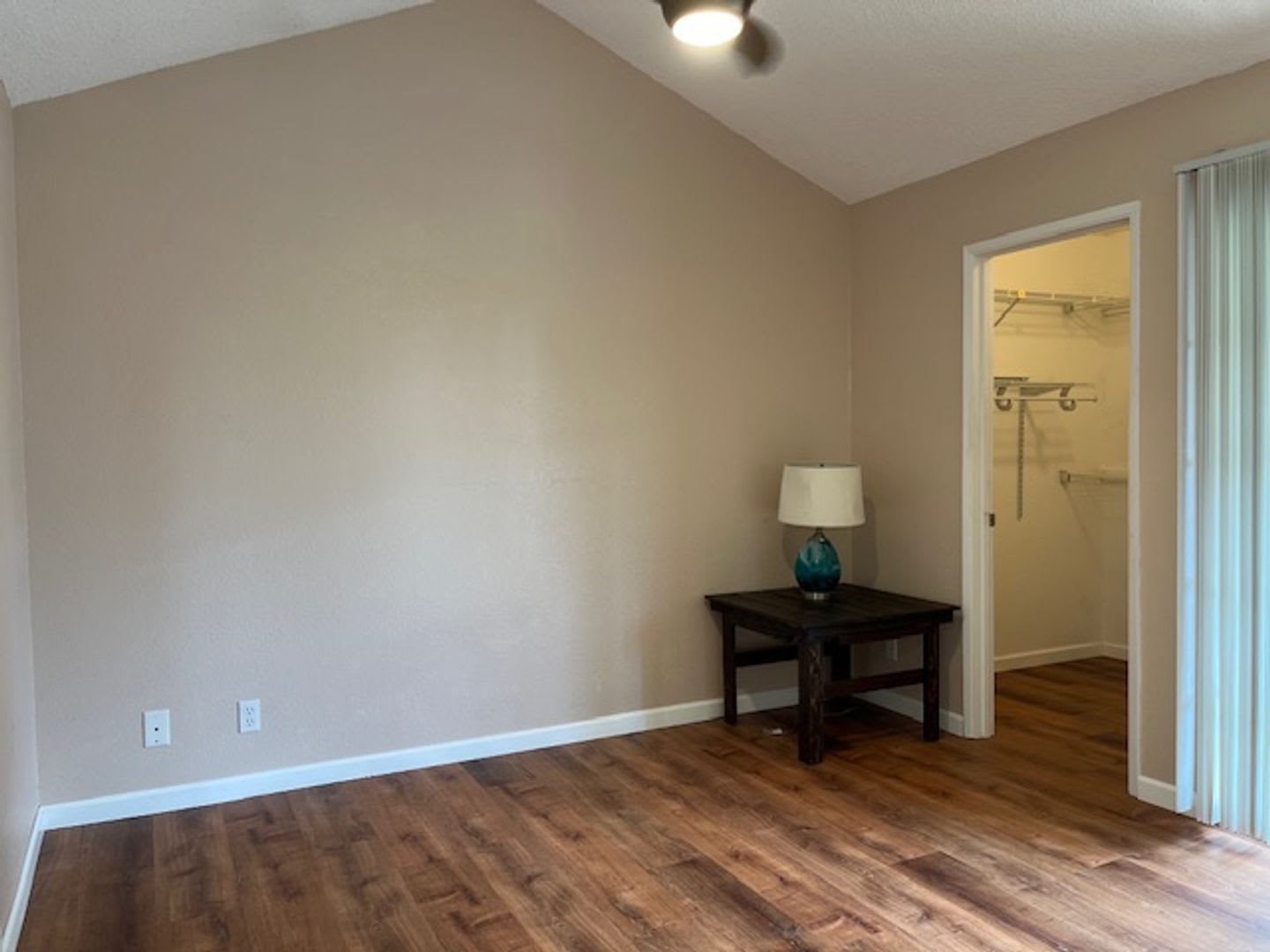Fully Upgraded and Private 2 Bedroom / 2 Bath Condo – photo 4
