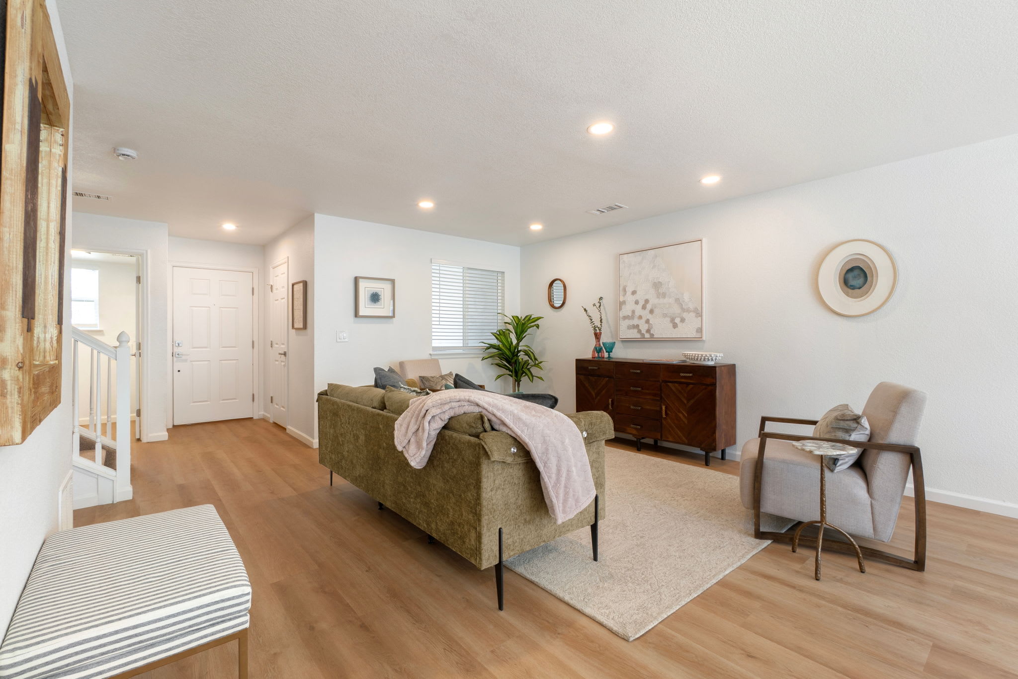 5761 Ceylon Street – photo 5