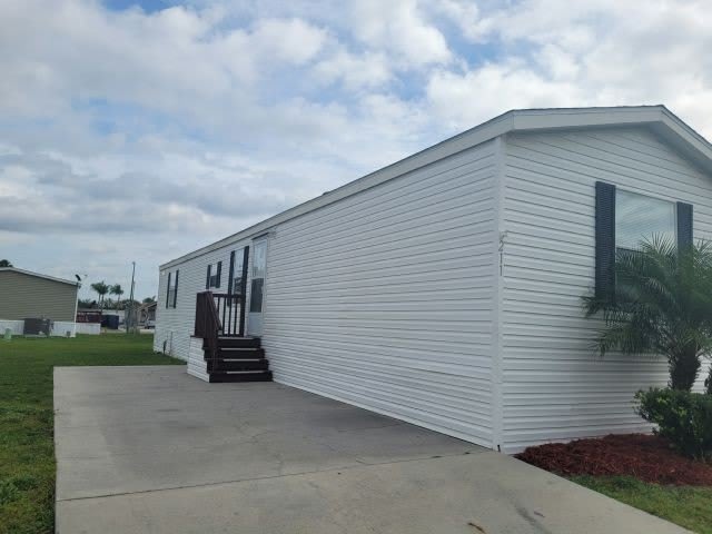 1123 Walt Williams Road – photo 3