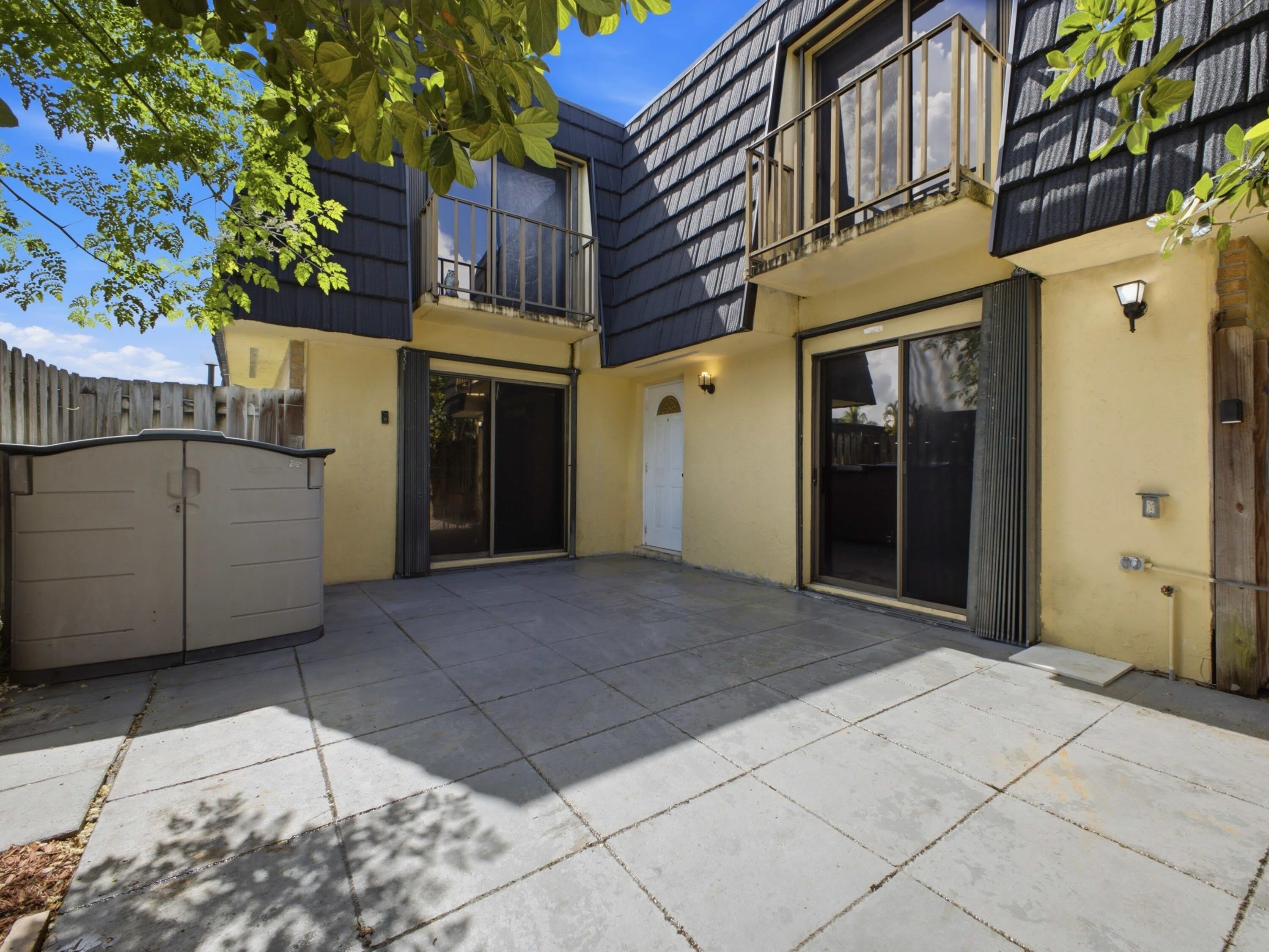 105 Woodland Road – photo 4