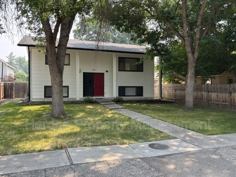 2106 N 33rd St. – photo 1