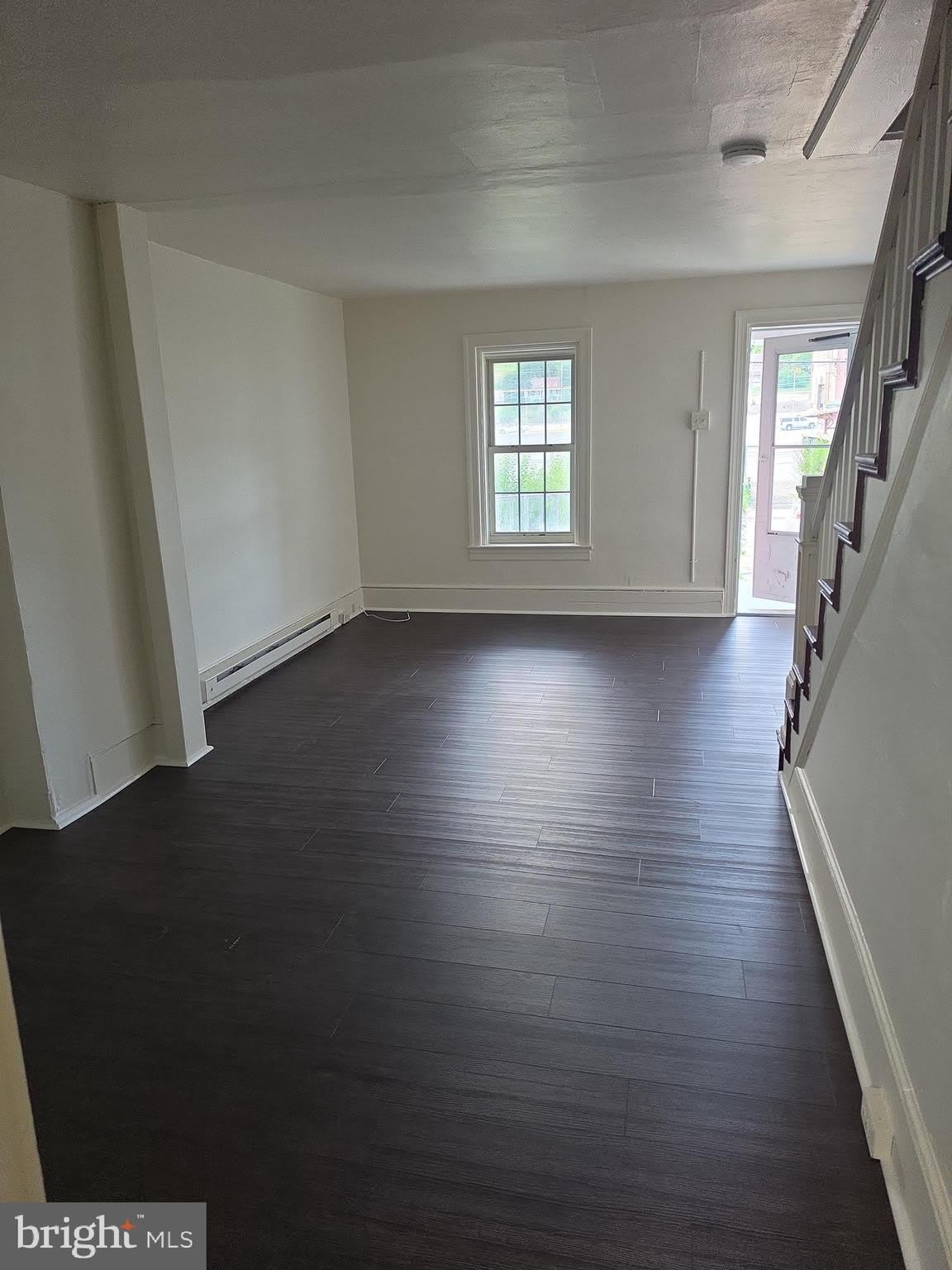 243 E Valley Road – photo 2