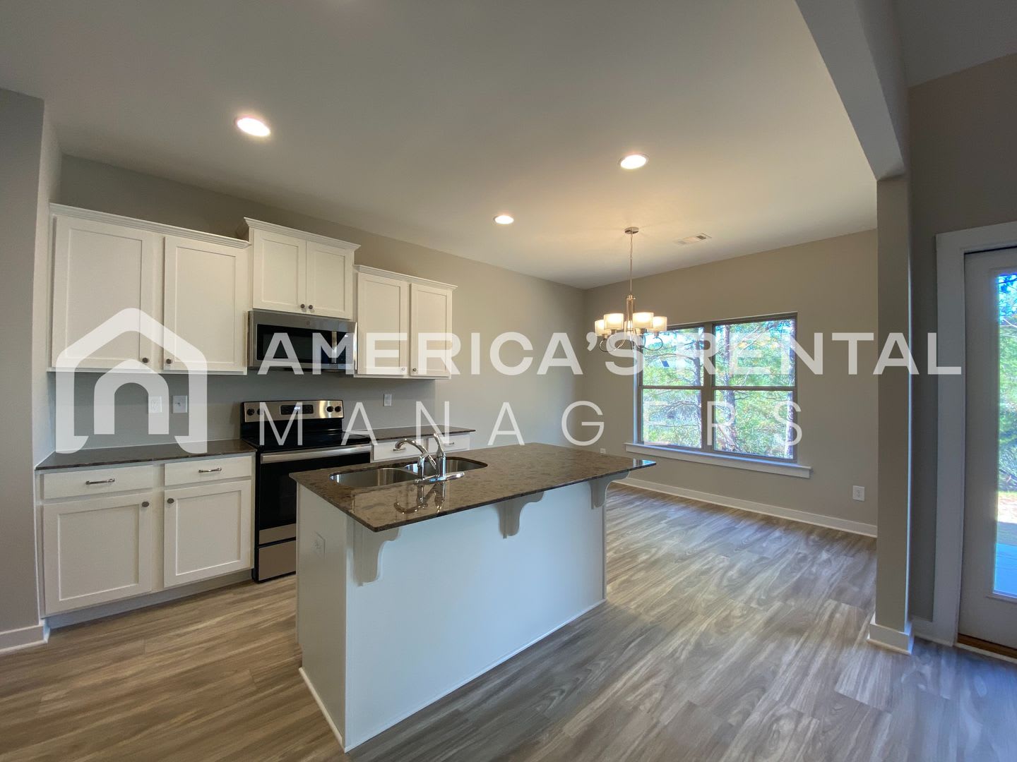 Home for Rent in Brookwood, AL! Available to View Now! – photo 4
