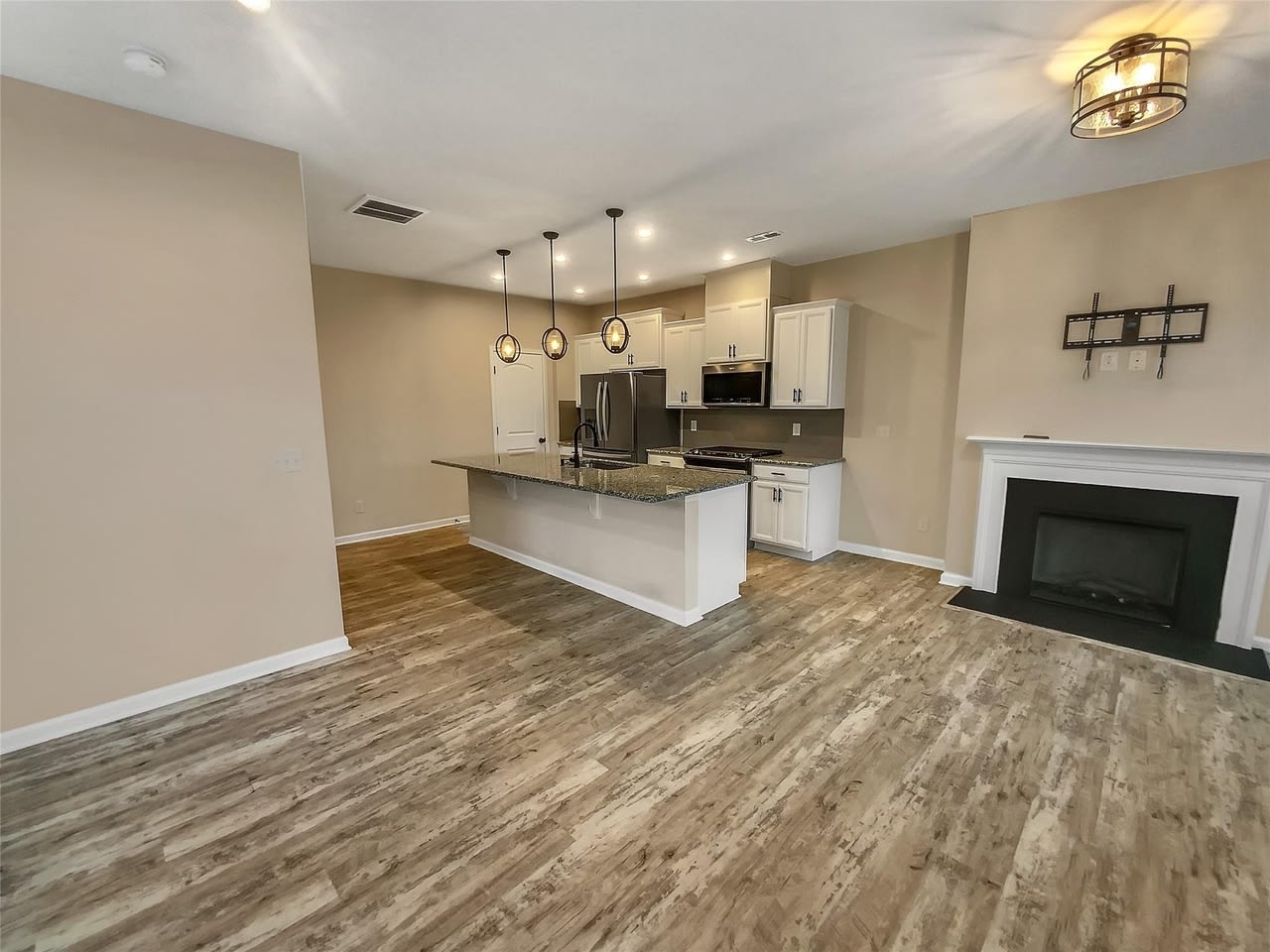 11052 Chalkbark Ln – photo 5