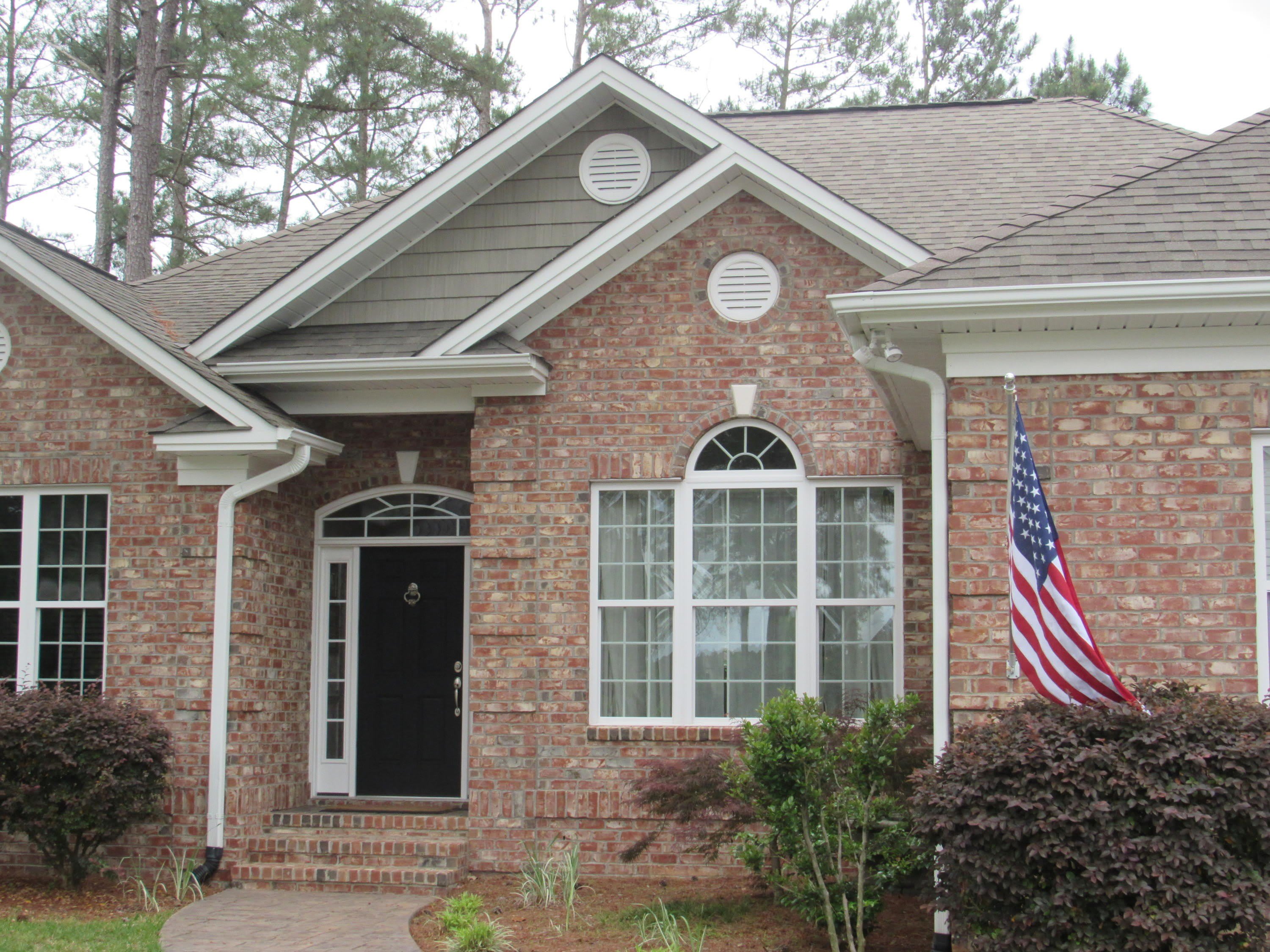 1271 Greenbriar Drive – photo 2