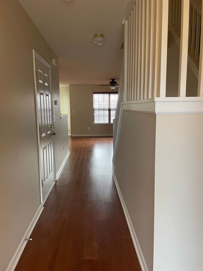 Beautiful Townhome In Ballantyne – photo 2