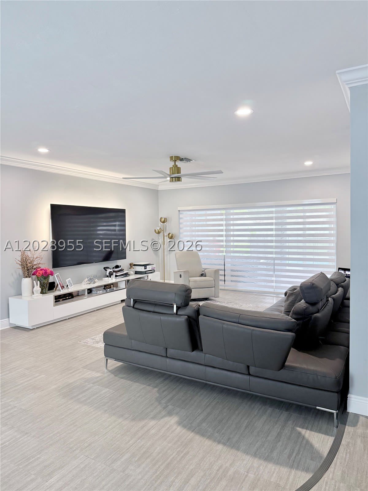 5680 Sw 7Th St – photo 3