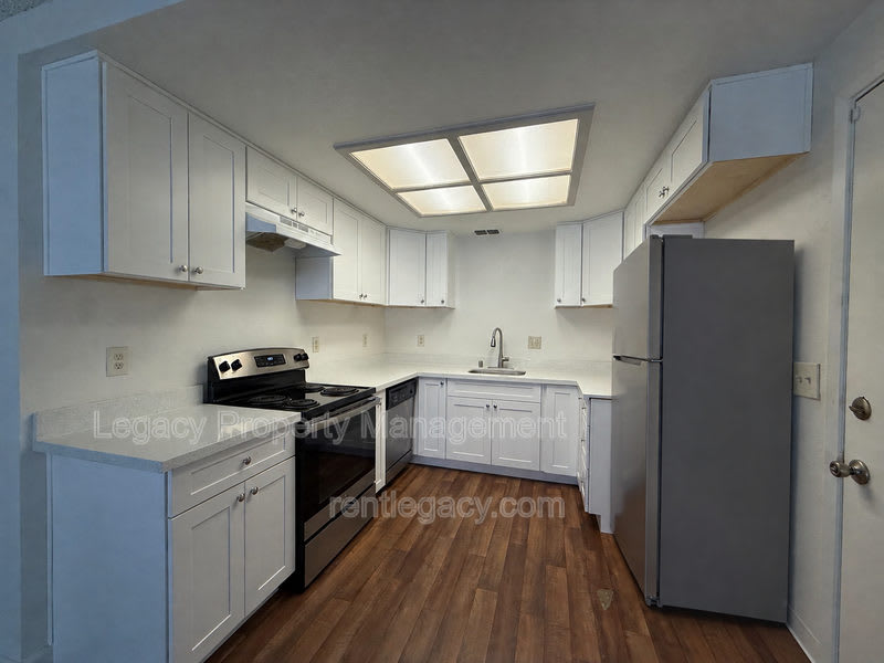 8304 Holly Jill Way – photo 4