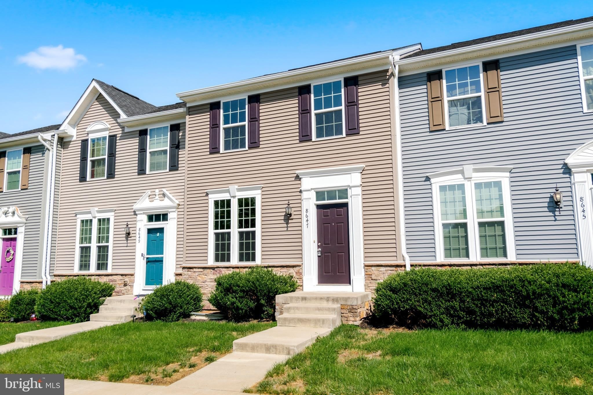 8647 Rosecrans Lane – photo 2