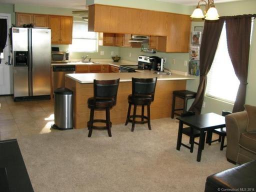 16 Holly Ln – photo 3