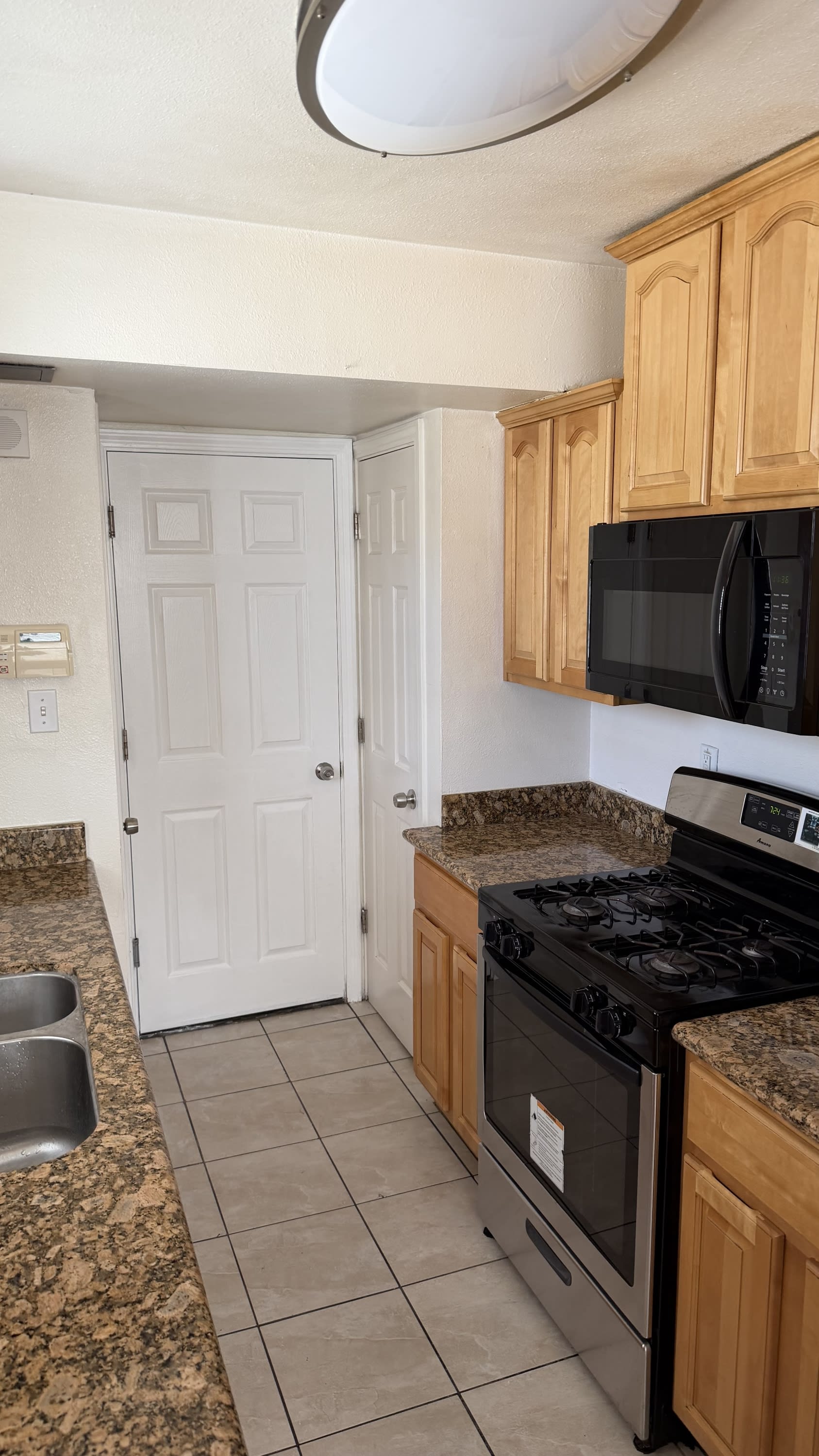 6201 6205 Bromley Ave 2 – photo 2