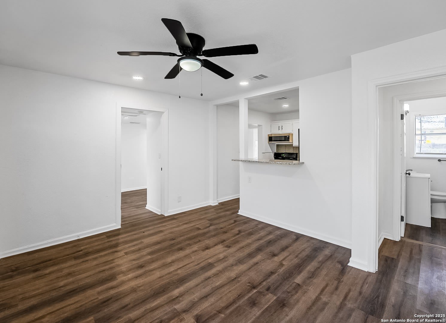 122 STOLNET ST – photo 2