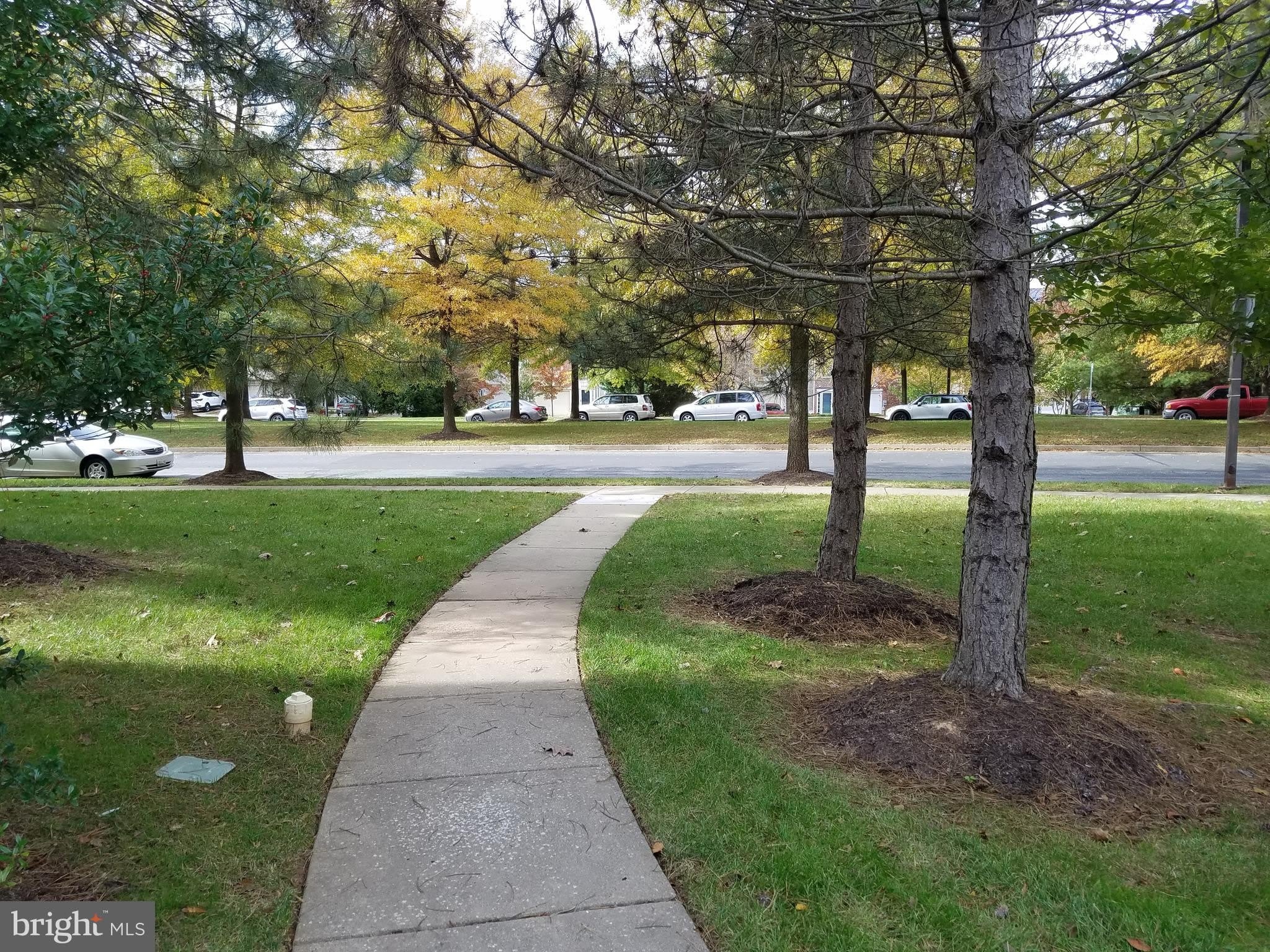 21227 DELEVAN Way – photo 3