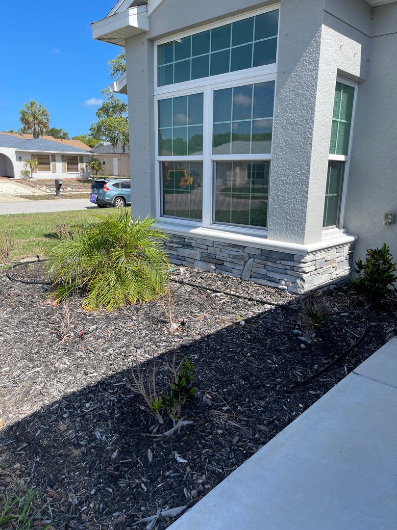 Spacious 3 bedroom, 2 bath, 2 car garage home located in Deed resticted community – photo 2