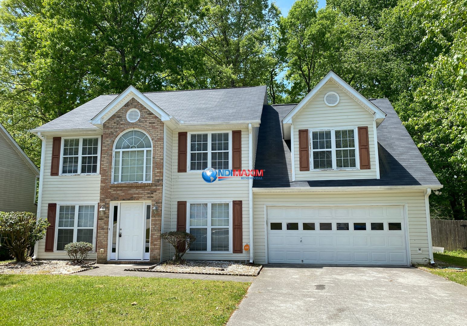 Spacious 4-bedroom house in Lawrenceville – photo 1