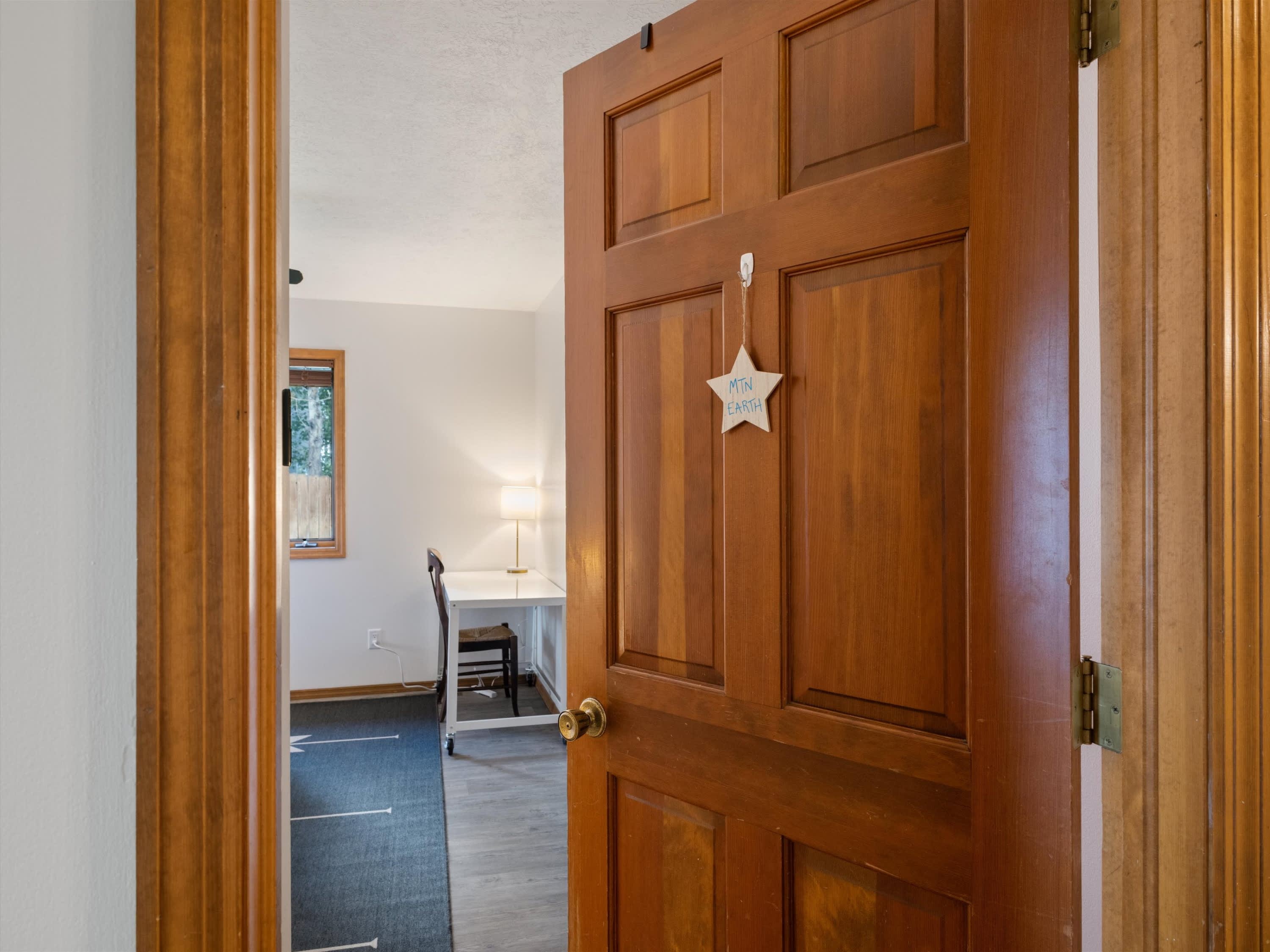 1711 West Koch Street – photo 1