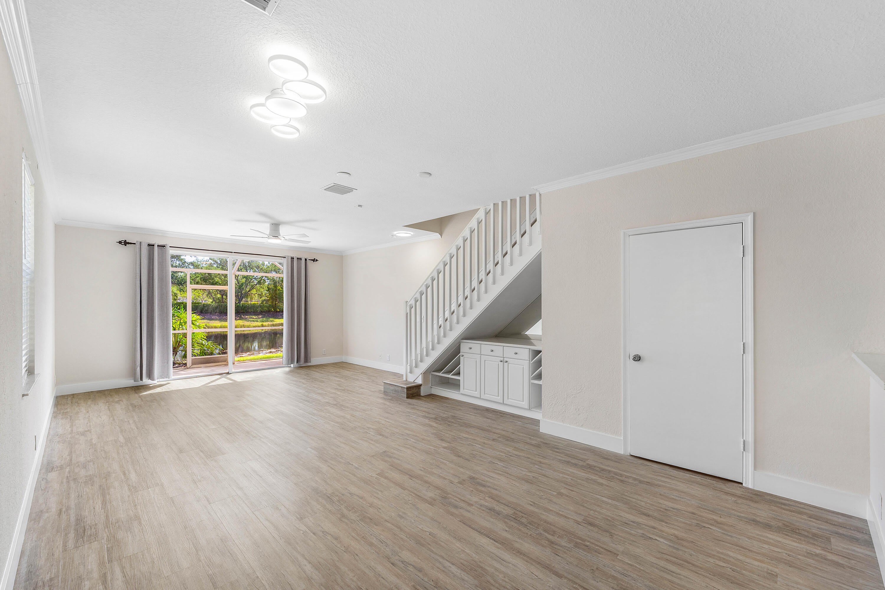2482 Cordoba Bend – photo 5