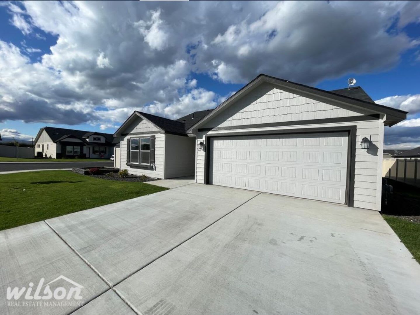 Coming Soon! 3bd/2ba House in West Valley! – photo 1