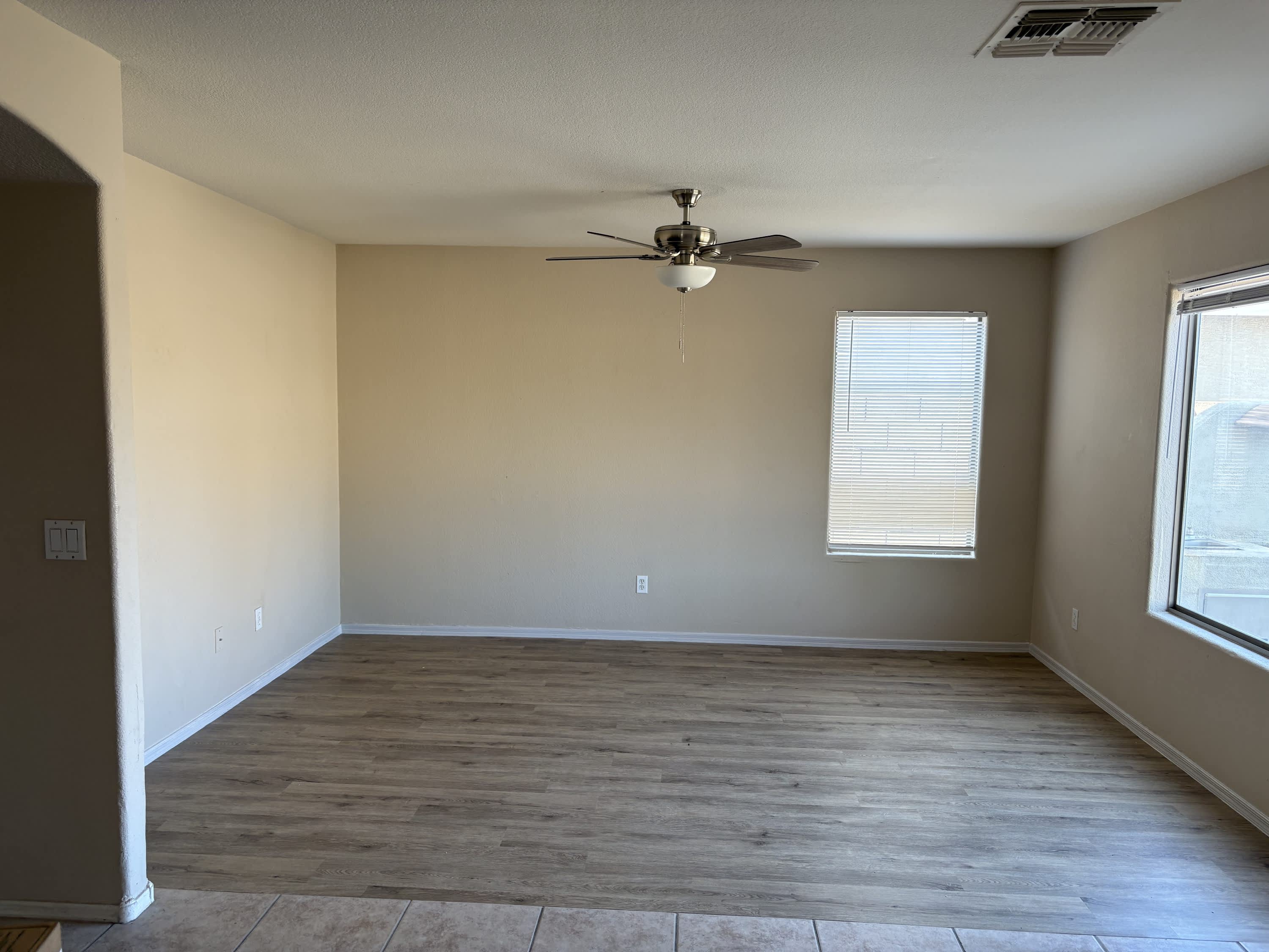 6010 W Jones Ave – photo 3