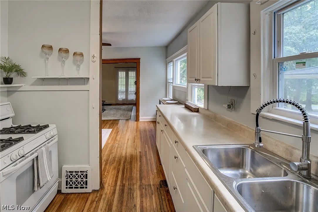 2245 Bellfield Avenue – photo 5