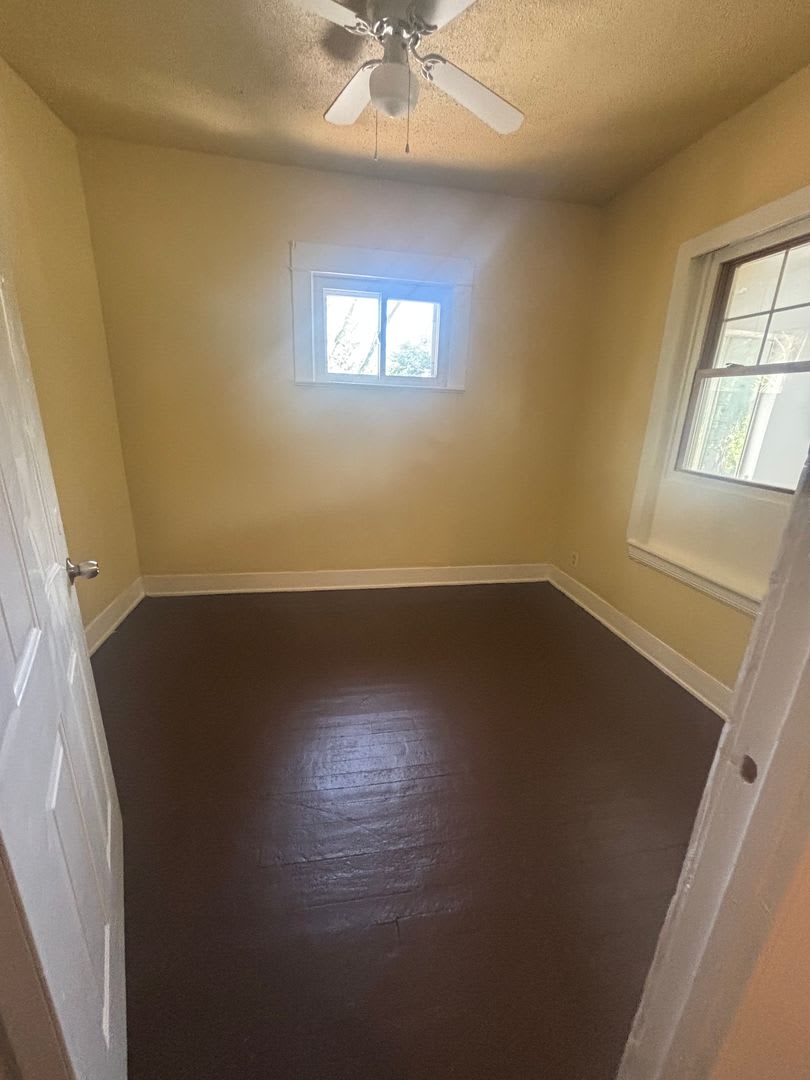 3026 E 123rd St – photo 4