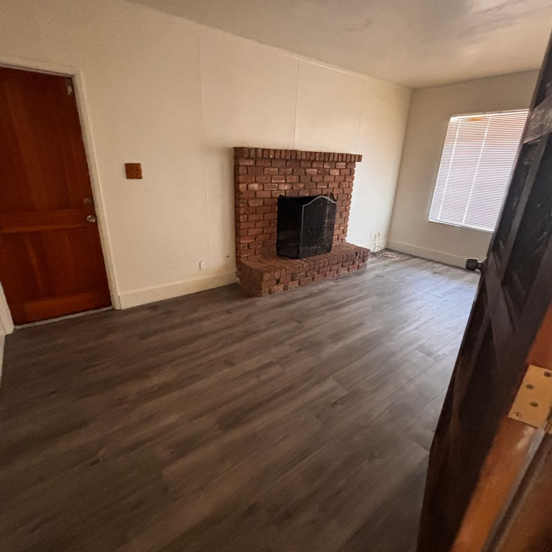 4 Bedroom rental home in Tempe! – photo 3