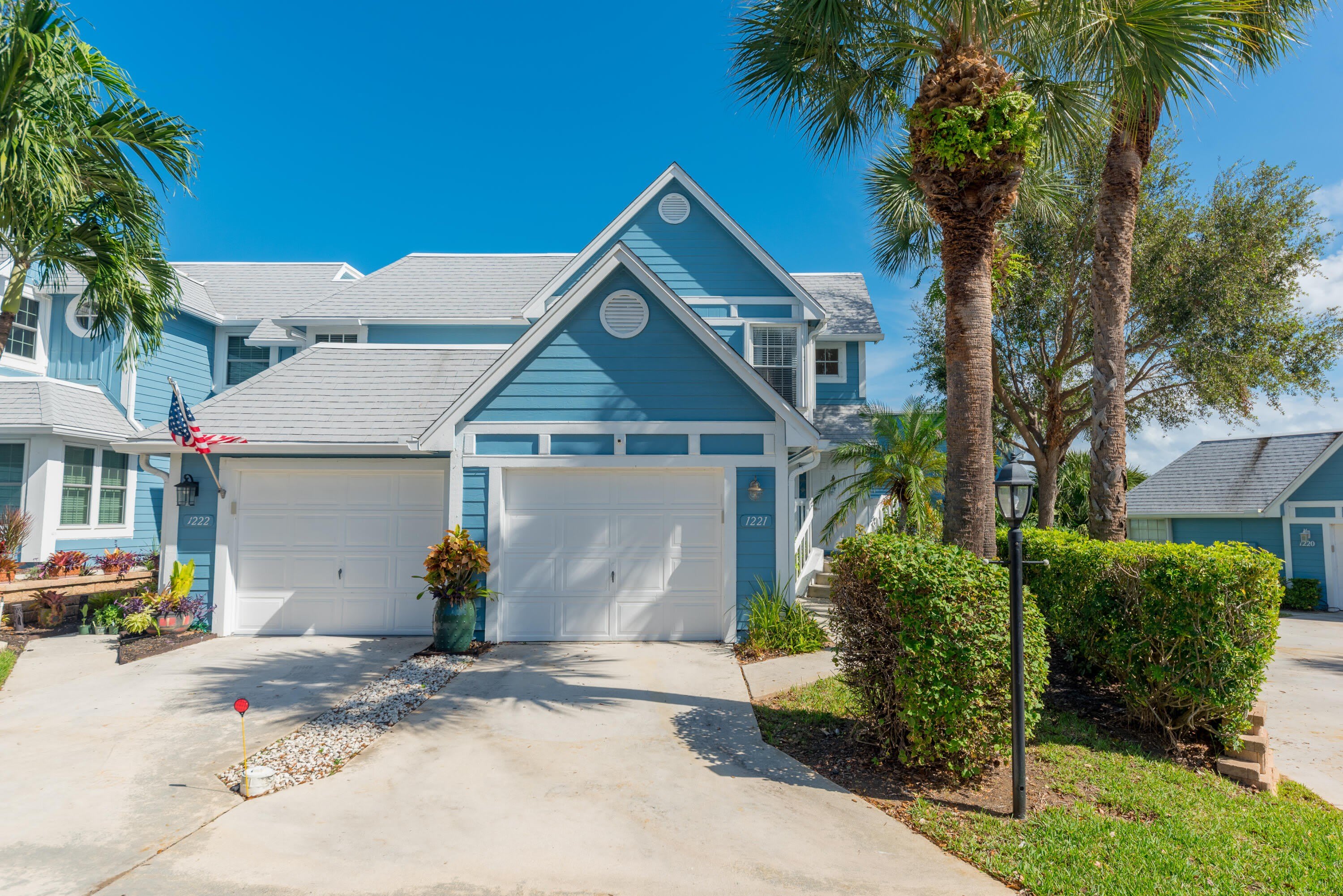 1221 Ocean Dunes Circle – photo 2