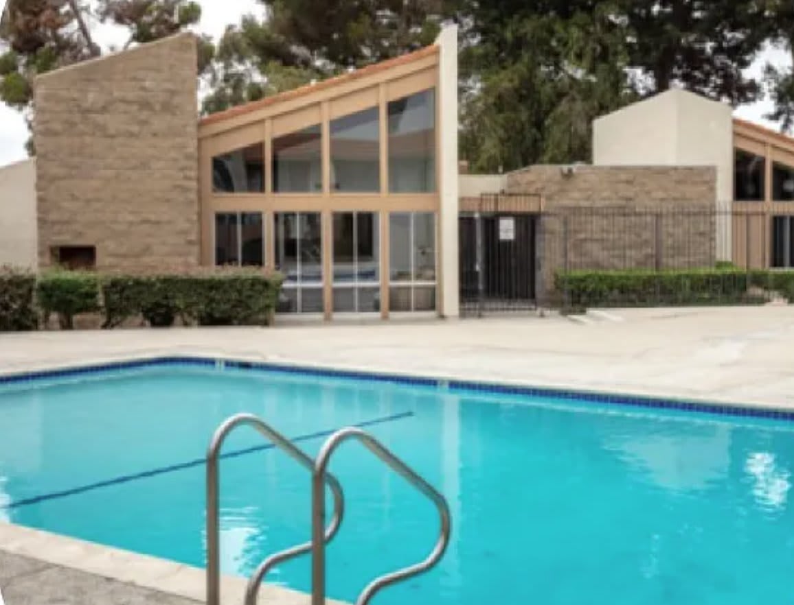 2474 Bolker Dr – photo 2