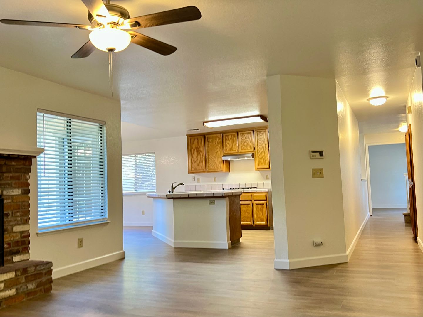 Large 5 bedroom with huge bonus room plus formal living dining and family room – photo 2
