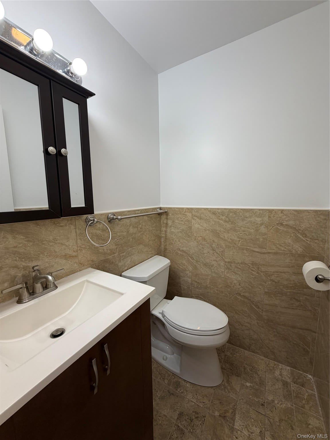 94 Thatcher Avenue – photo 5