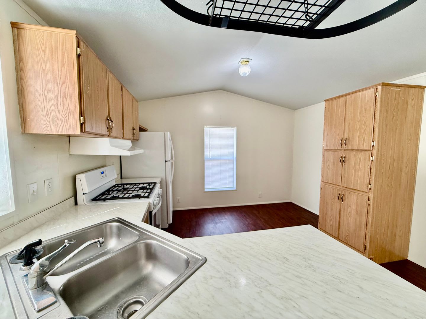 313 12th St #14 – photo 4