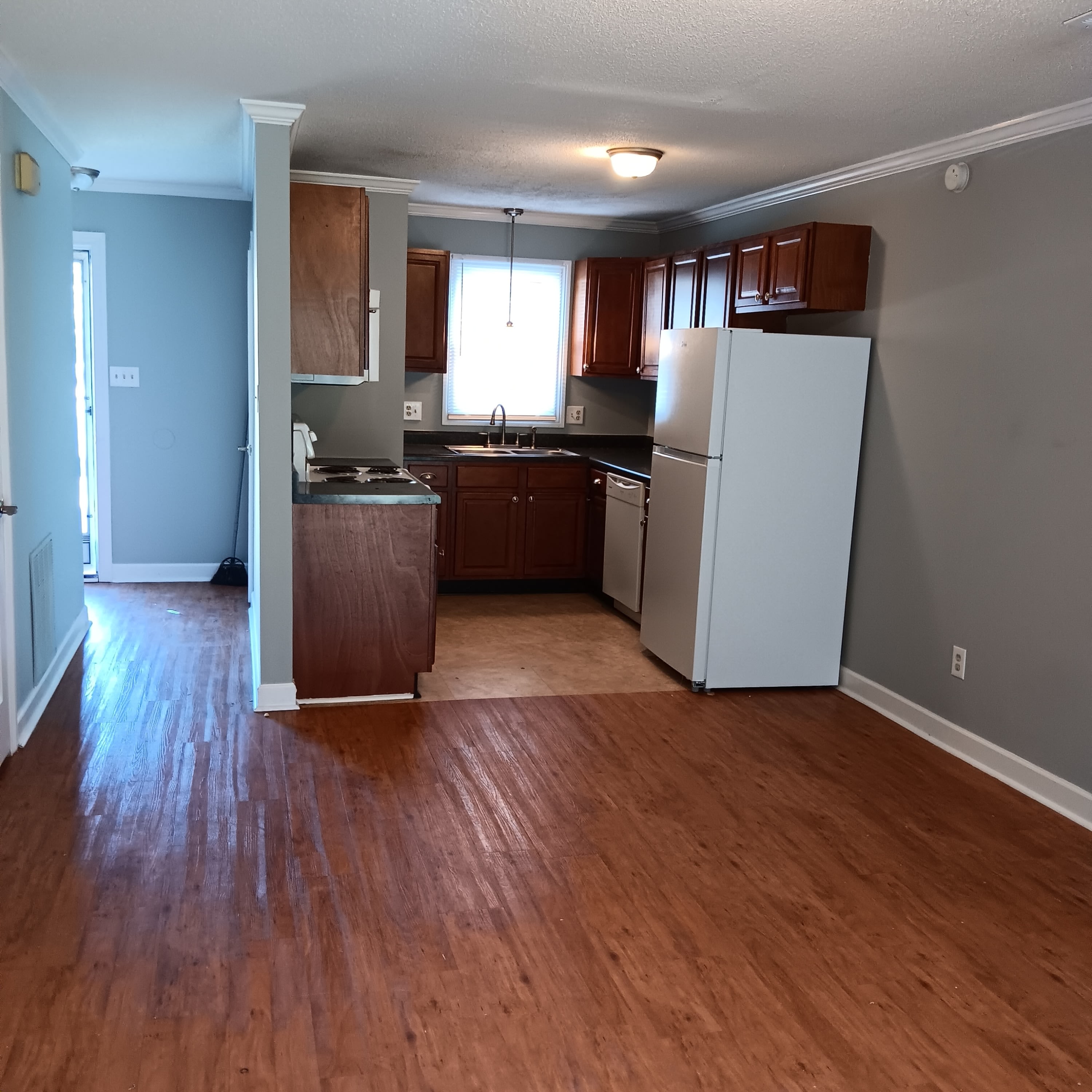 601 Timberline Drive – photo 4