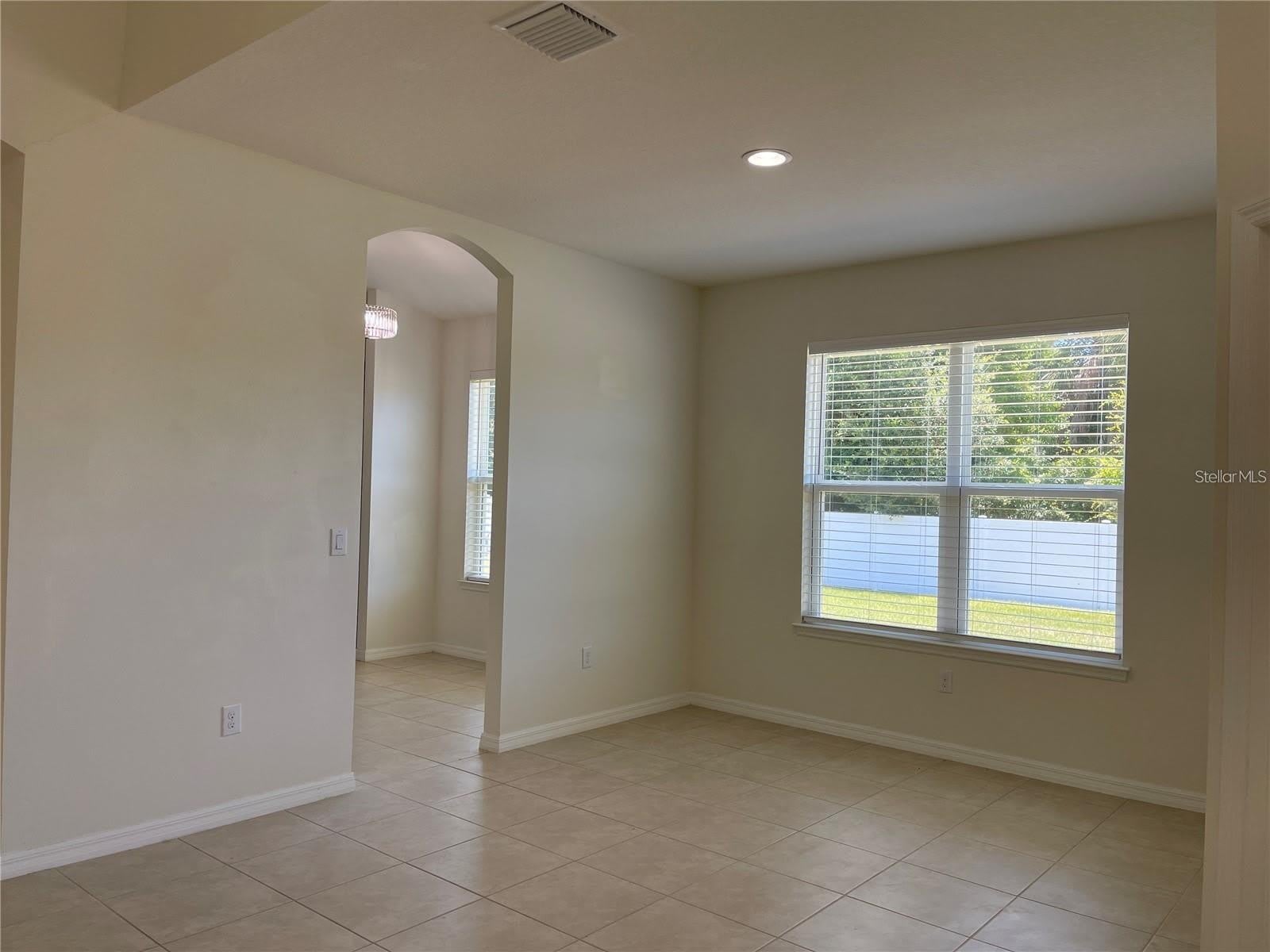 7905 SILVER CLOVER Court – photo 4