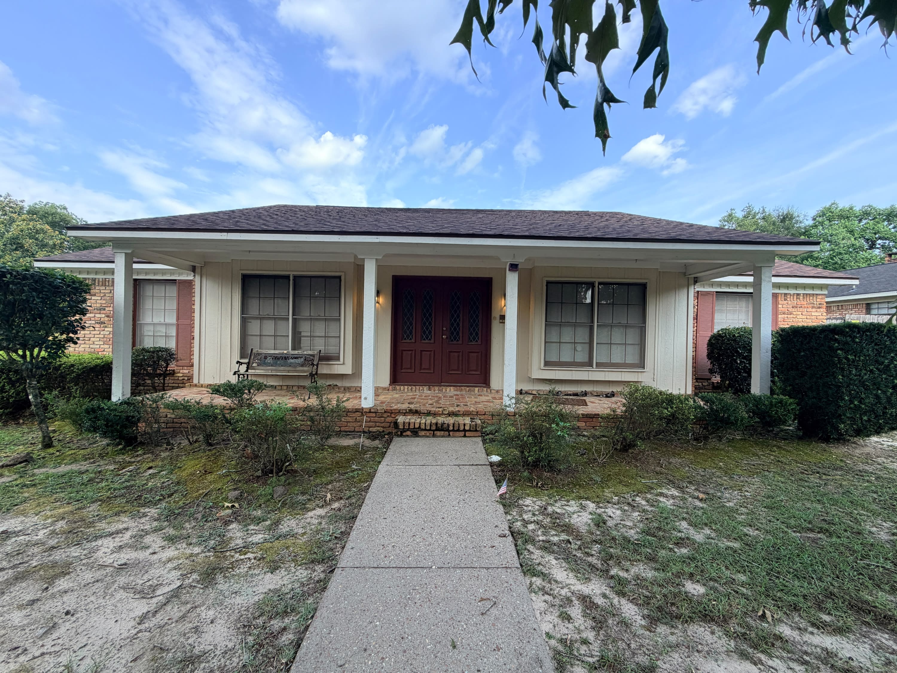 1017 Westbury Drive – photo 1