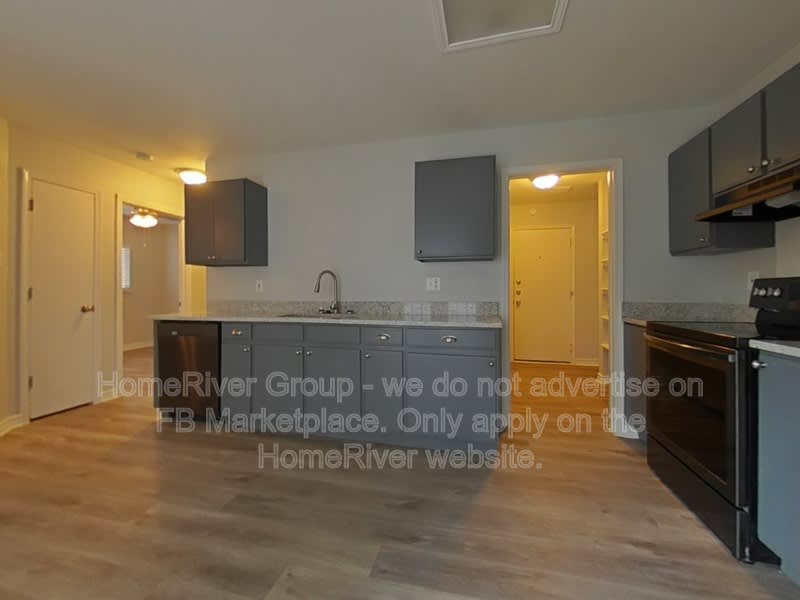 9871 Menard Cir – photo 3