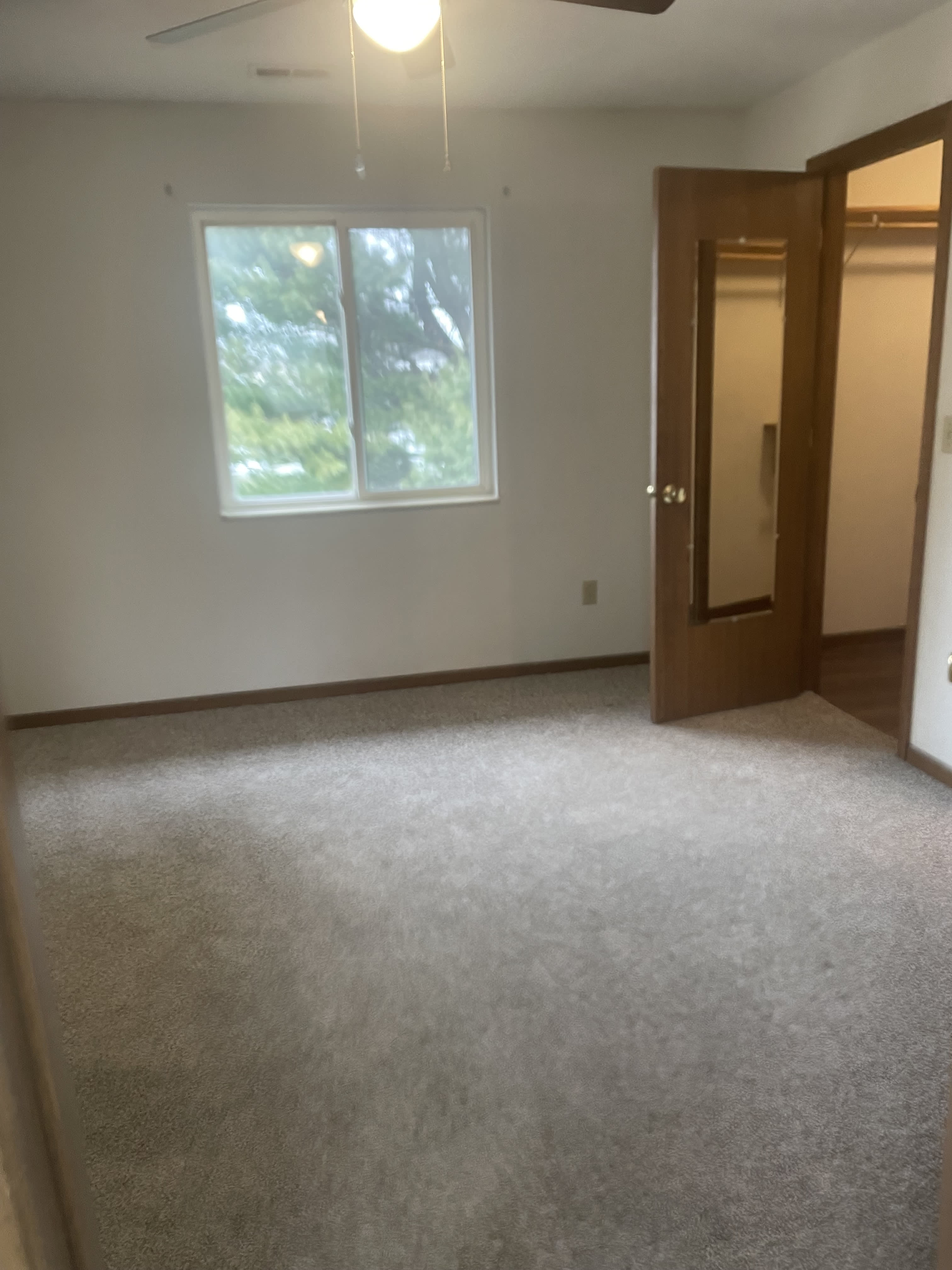 2612 Eastview Drive – photo 2