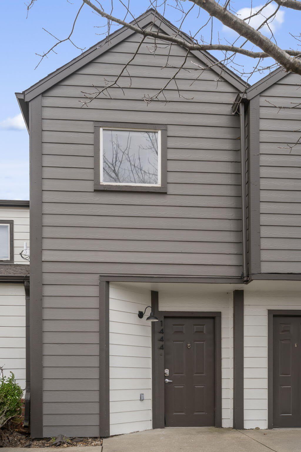 1447 E Oakwood Lane – photo 4